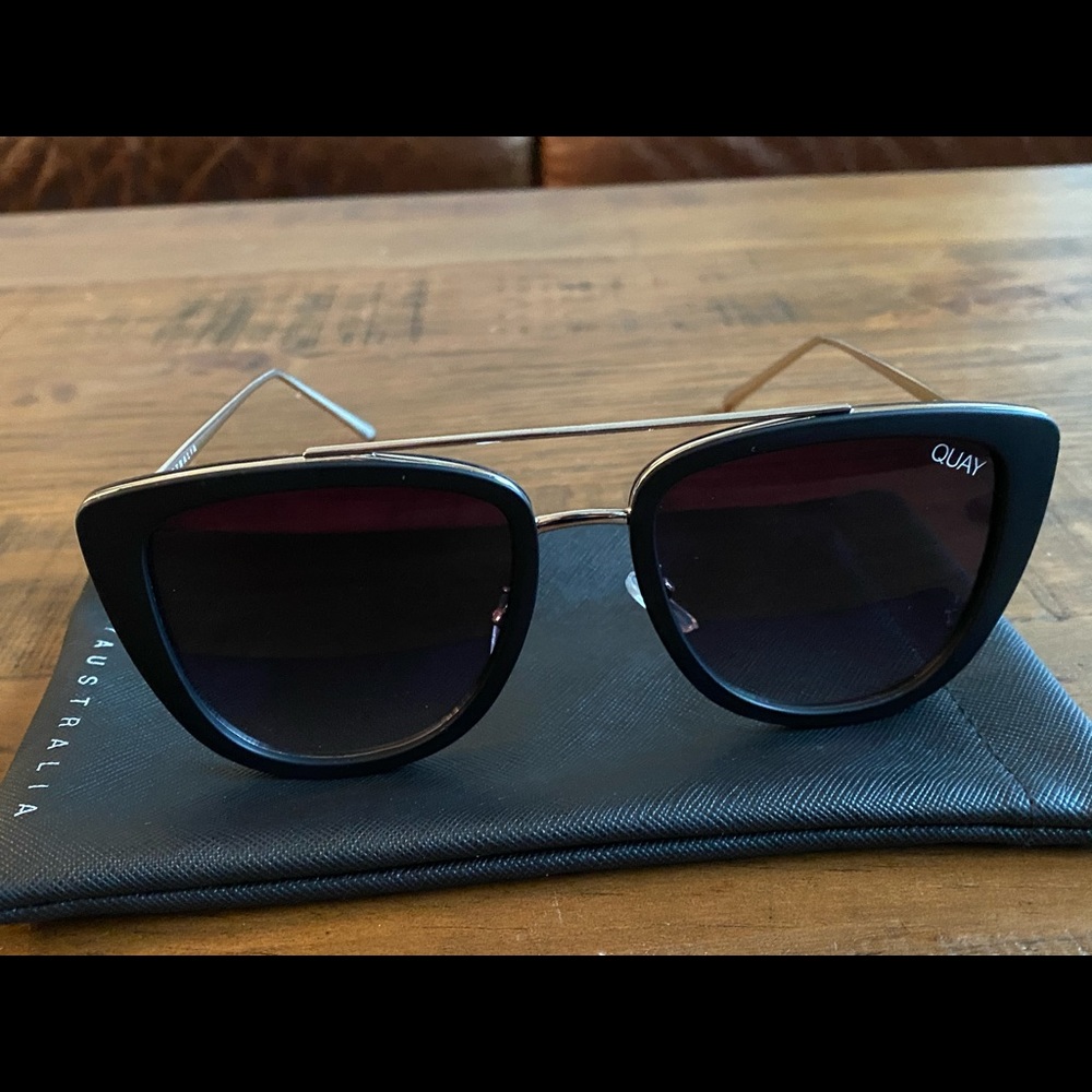 Quay Australia FRENCH KISS Sunglasses Oversized